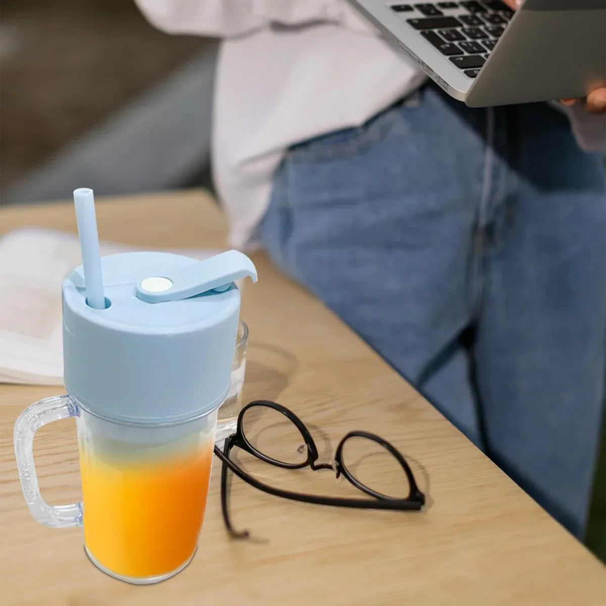 Blend Go Pro 2-in-1 USB Portable Juicer (340ml)